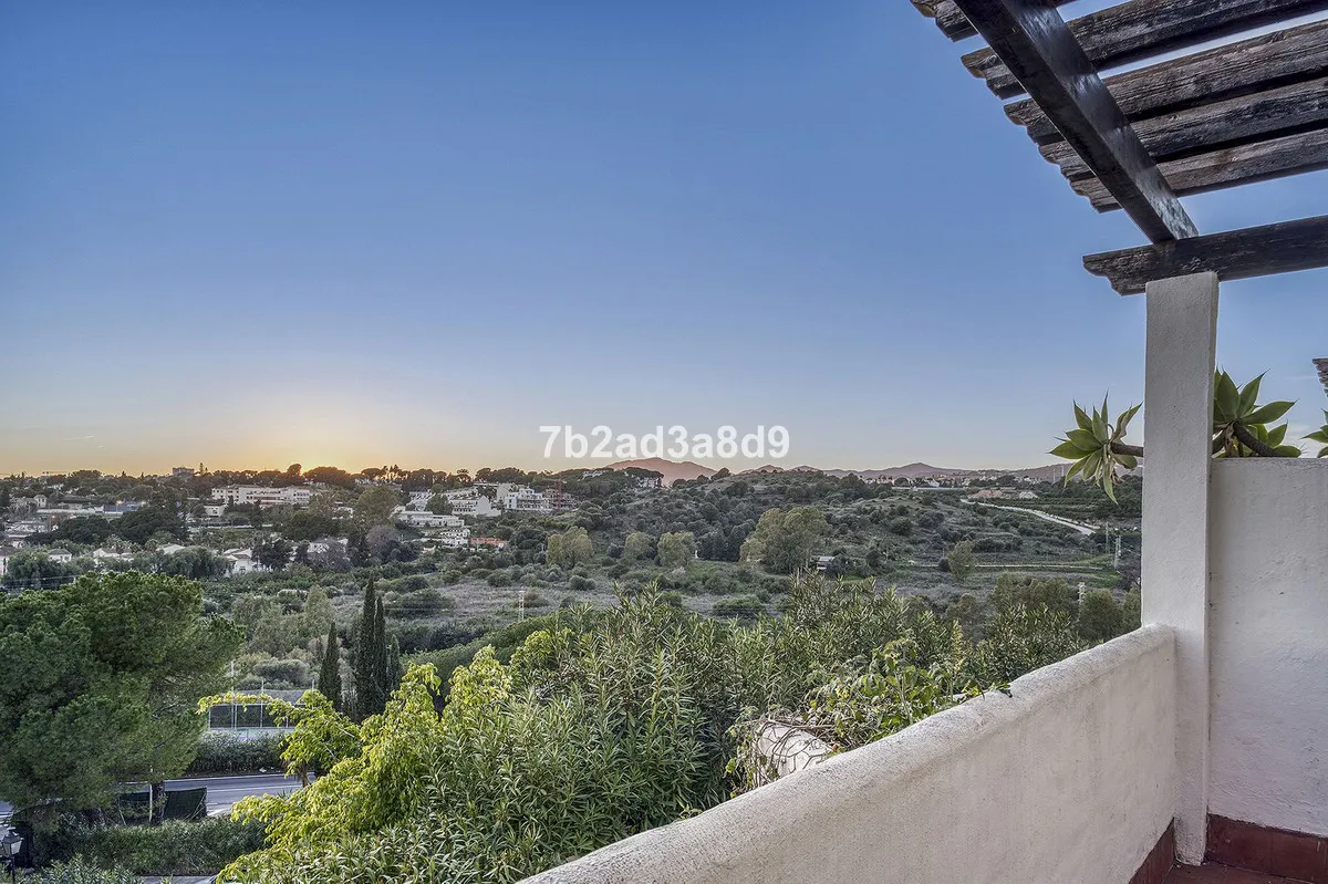 dff930bd-652f-4c52-8c11-8c75b1b7fab4