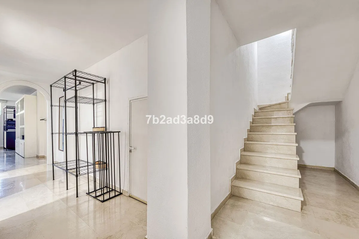 ec18c445-704c-445f-b103-73205862d02b