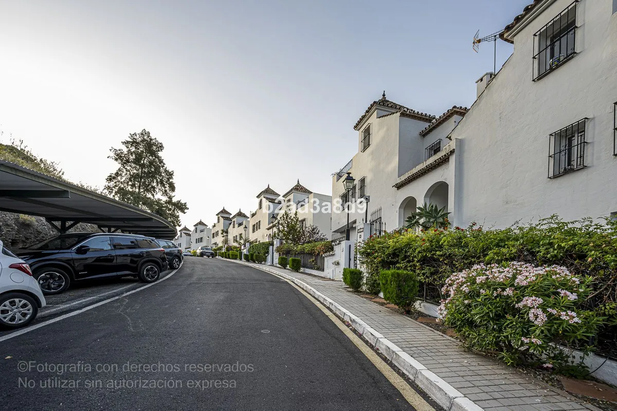 f303c559-e41a-481e-92fc-d711678ea9cb