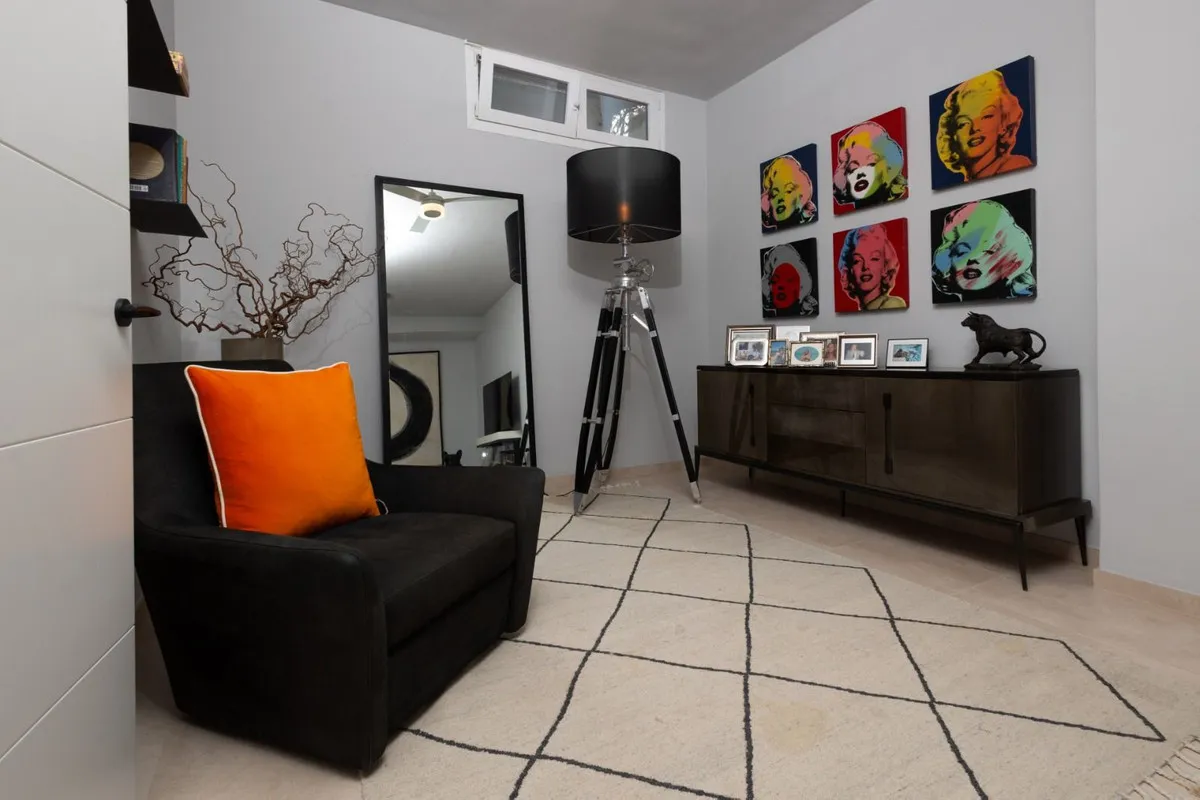 281089c5-5ee7-4a6a-a6e3-9a195da66a45