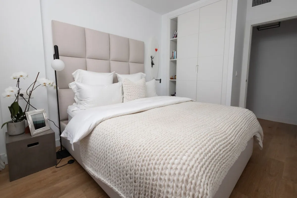 6c2082f0-8ef5-48b0-8db4-76f3403defda