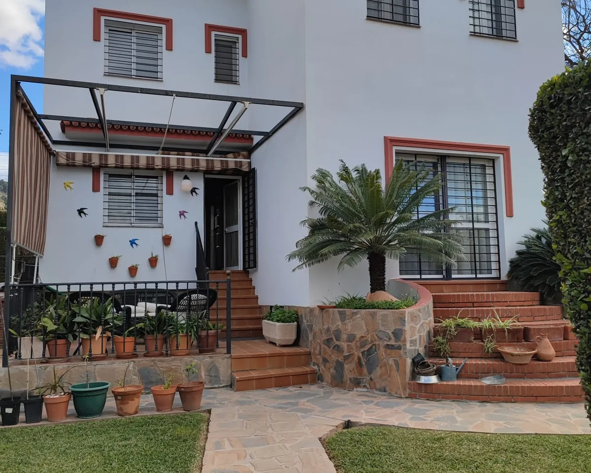 Luxurious Villa in Cortijos del Sol, Alhaurín de la Torre