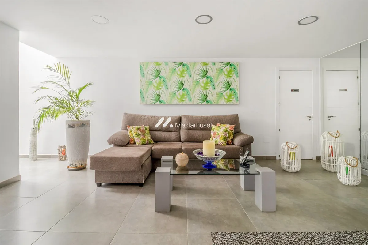 218c5f97-8f24-4d82-b100-dcc1d99ec14e