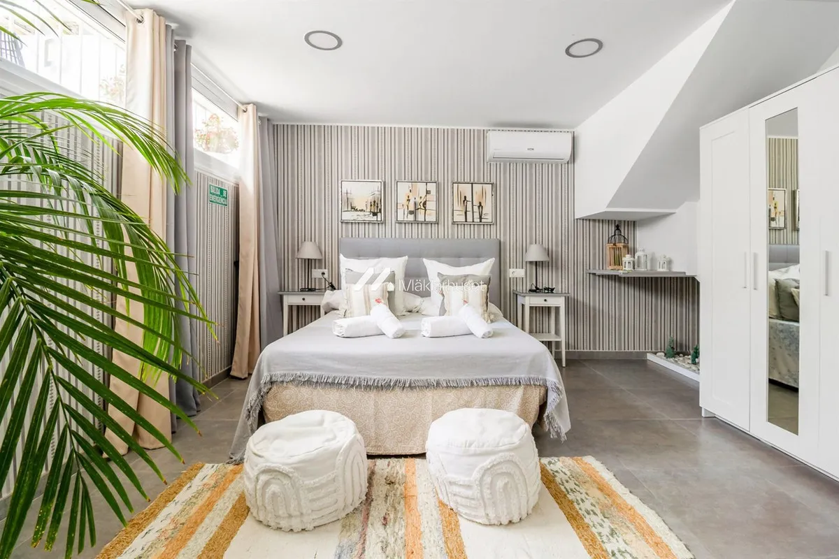 7e367150-dcd1-442f-8edb-cfc6137204d3