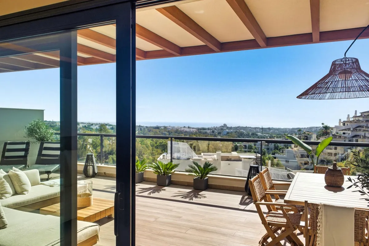 ac85e8c8-b0f6-4a4c-afdb-b5893cdadb94