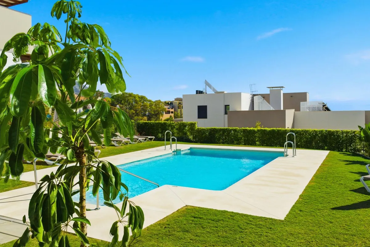 f16f257b-7b2c-45c5-8019-640dee59c64b