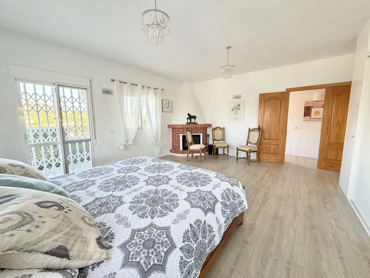 3b2ba111-bb1d-4aef-a438-f3ec87b909f0