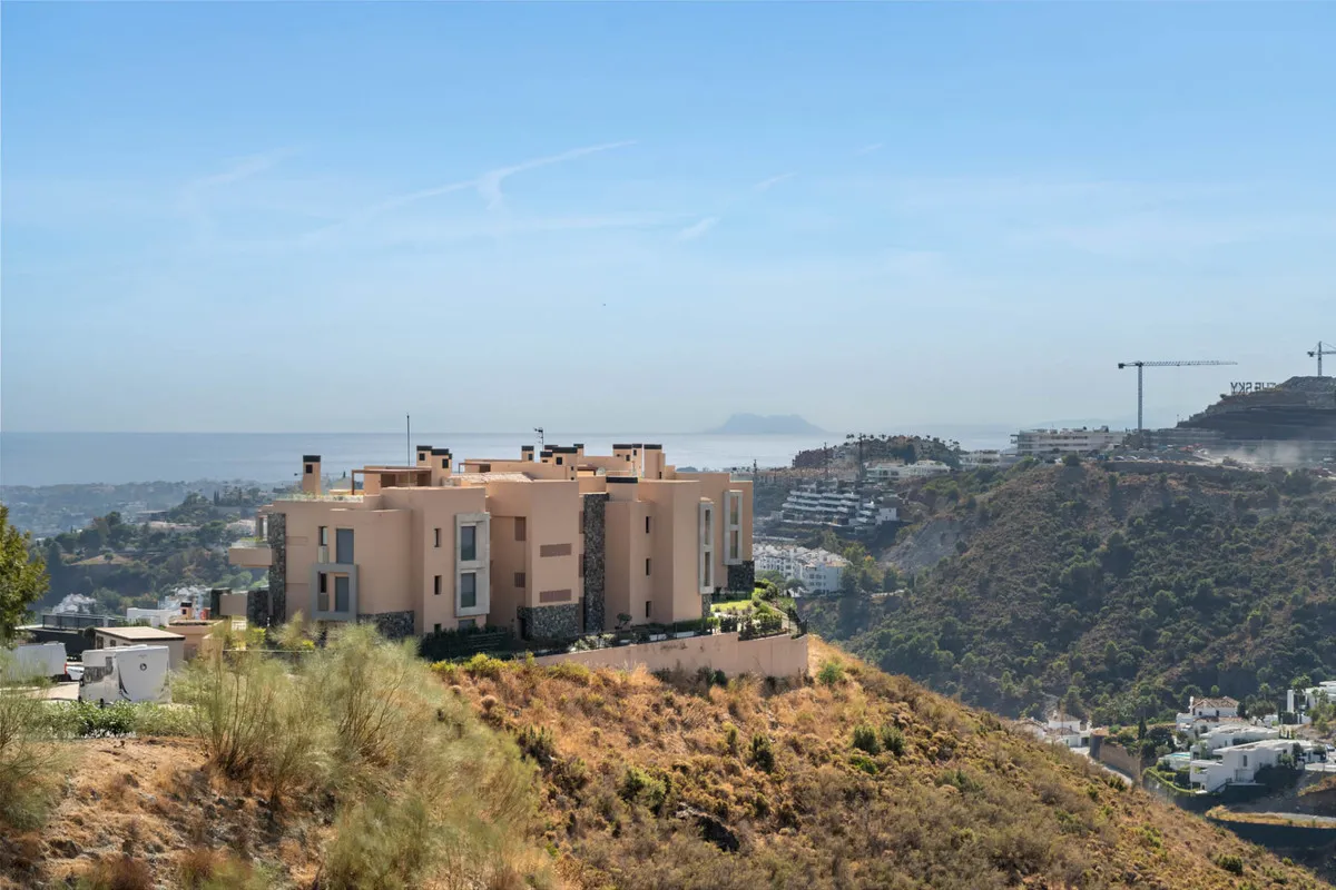 2a74144d-a84b-4644-b435-d48b6b6b2f55