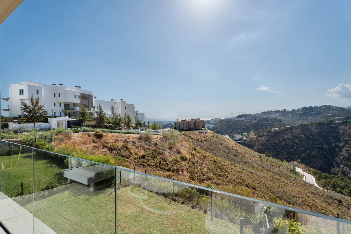 50a840ef-7583-4383-85fc-7097a1b48db8