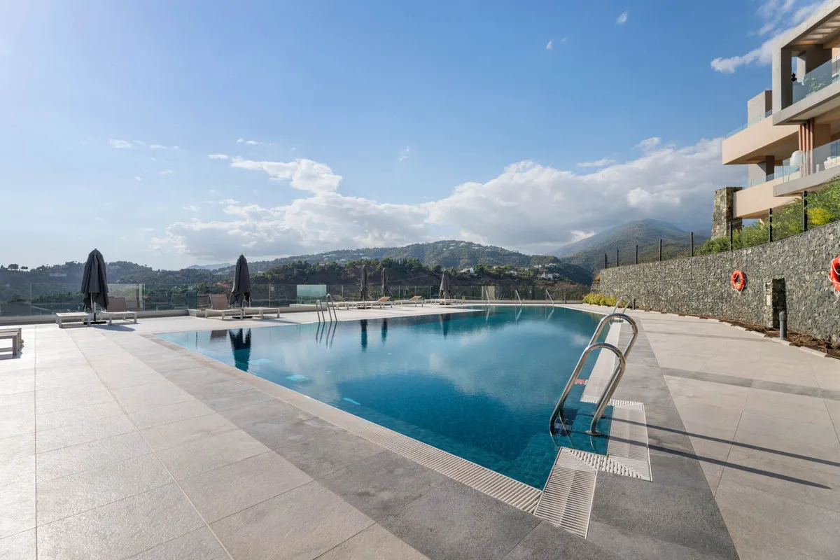 529c1b89-e2b1-48f0-8296-3aaa835593c4