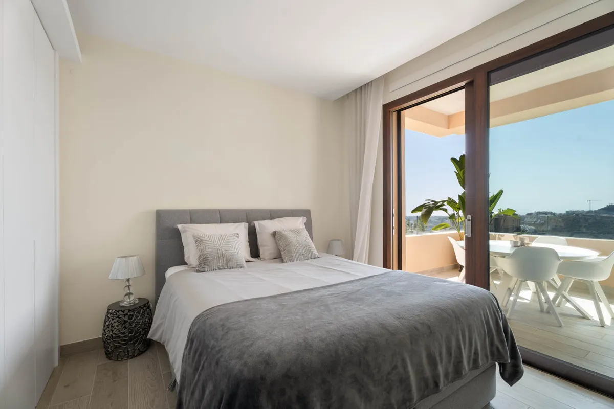 a17eb63f-7ce8-47b5-baa3-06049fe1d100