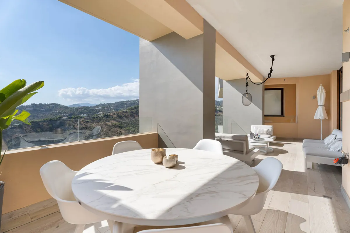 d289816e-9b57-4c9b-ba36-6662dc6d3c79