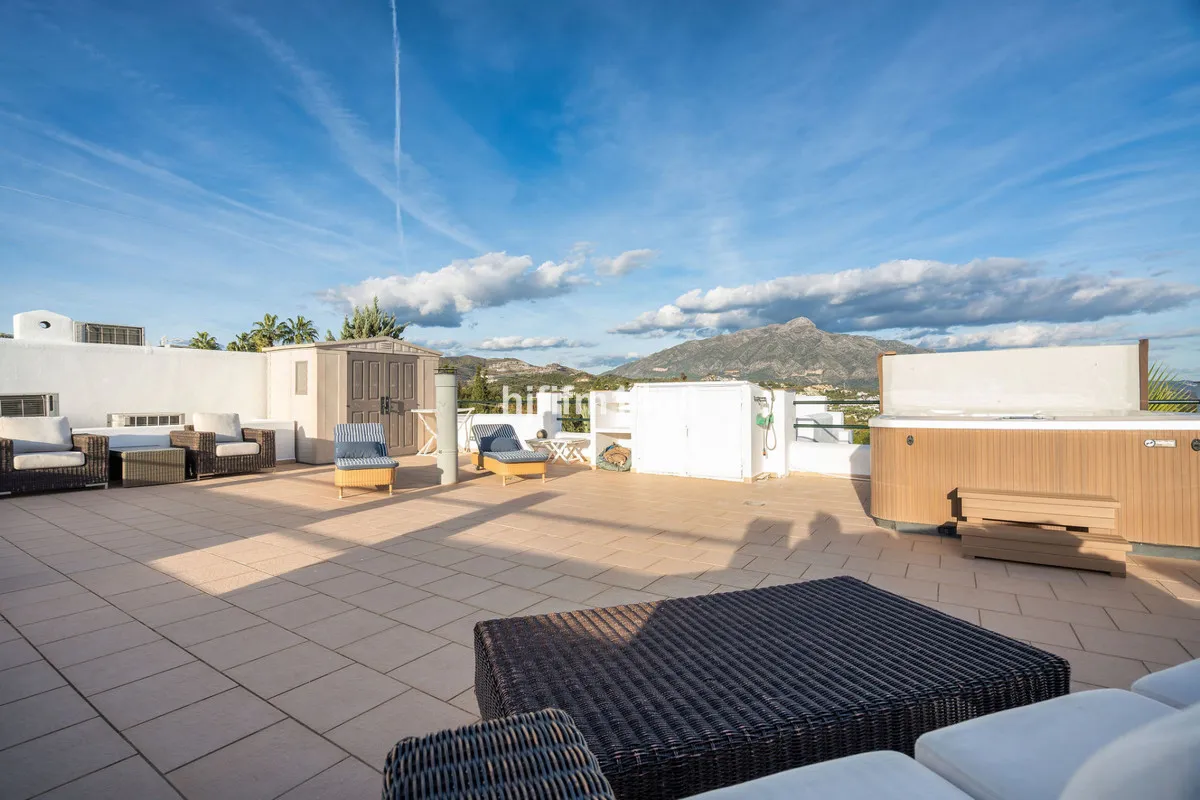 012cf740-a910-47f0-8e32-8d08675ba6cb