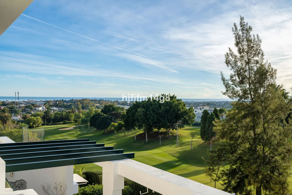 1badd2bb-4b1c-4f73-89e9-76154cede7a4