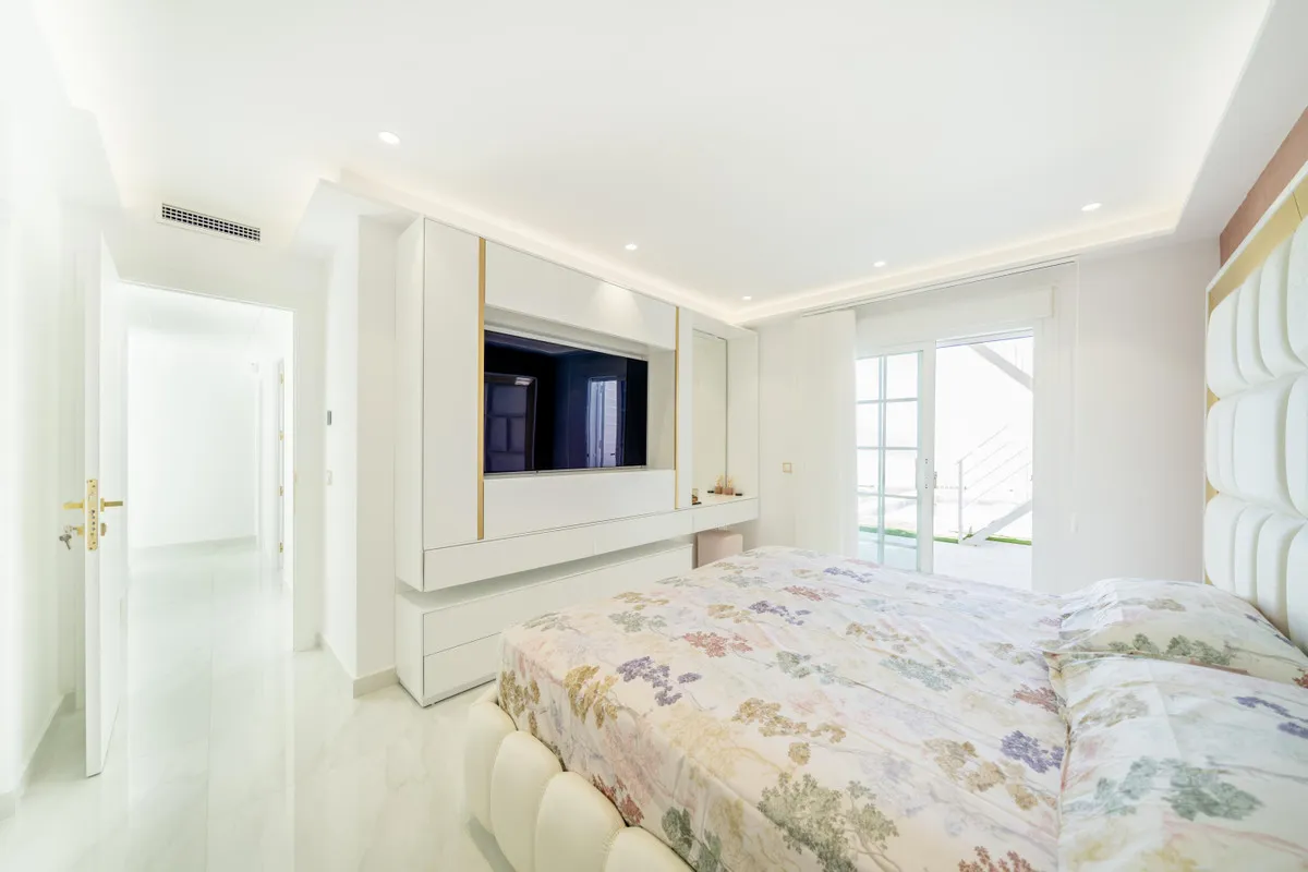 2a0e8b1a-c14b-40a0-953b-71cc40776b01