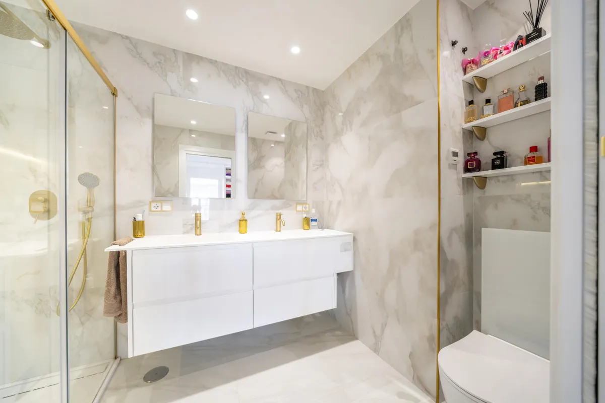 9179d49d-39e9-4f7a-84e6-9f023bc0df61