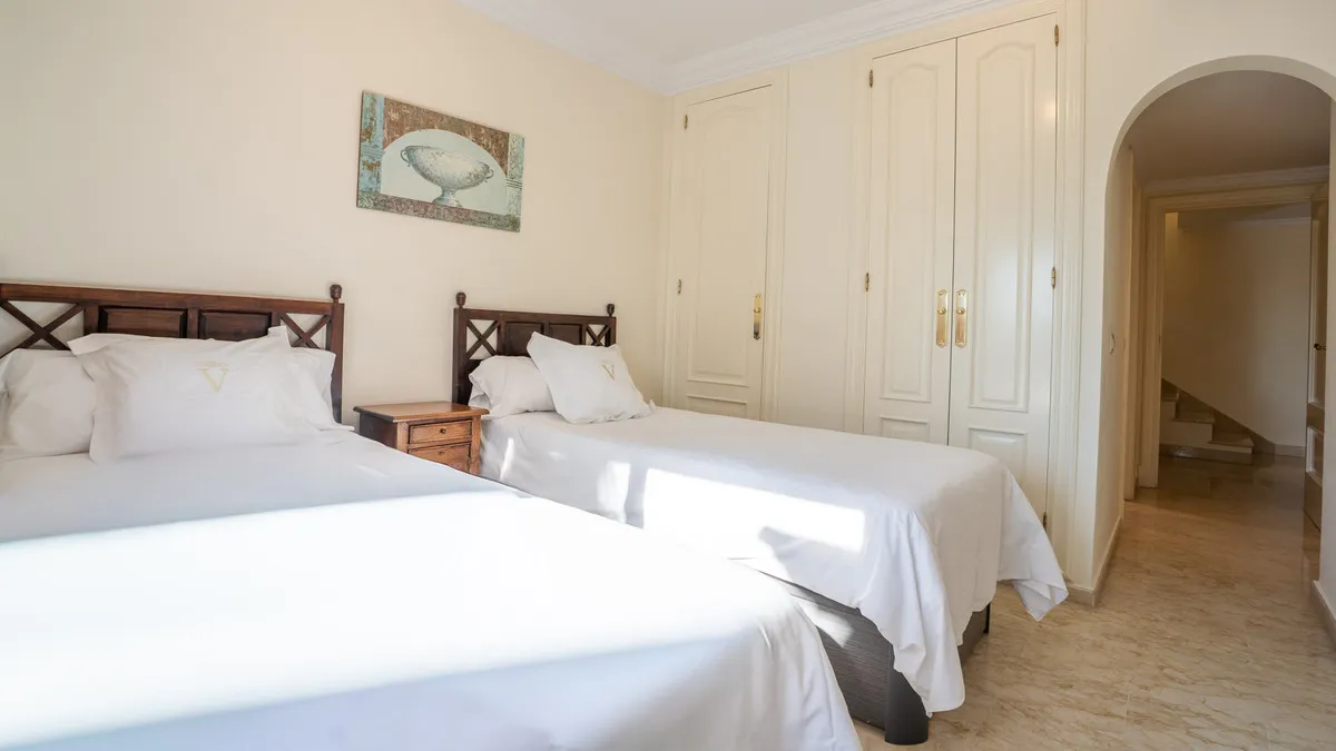 6ee31392-7709-4dcd-a0f2-6b91f050a6a9