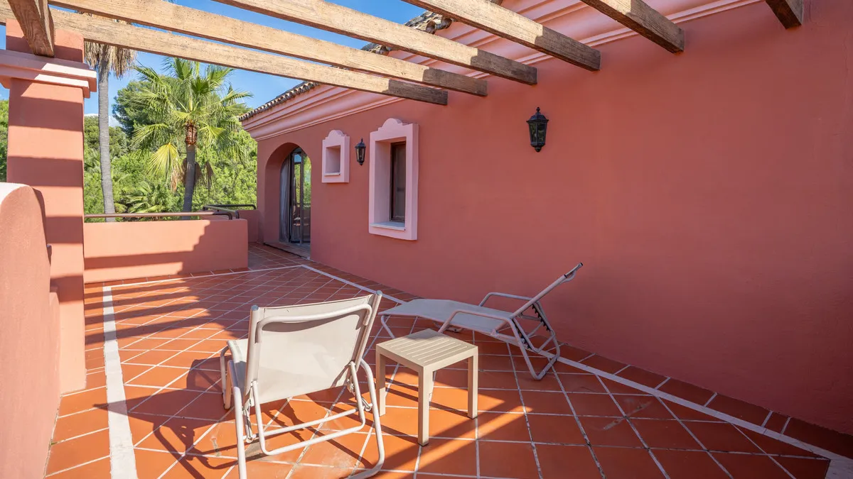 8b6d0dd4-597d-44b5-93e6-bb4eda775502