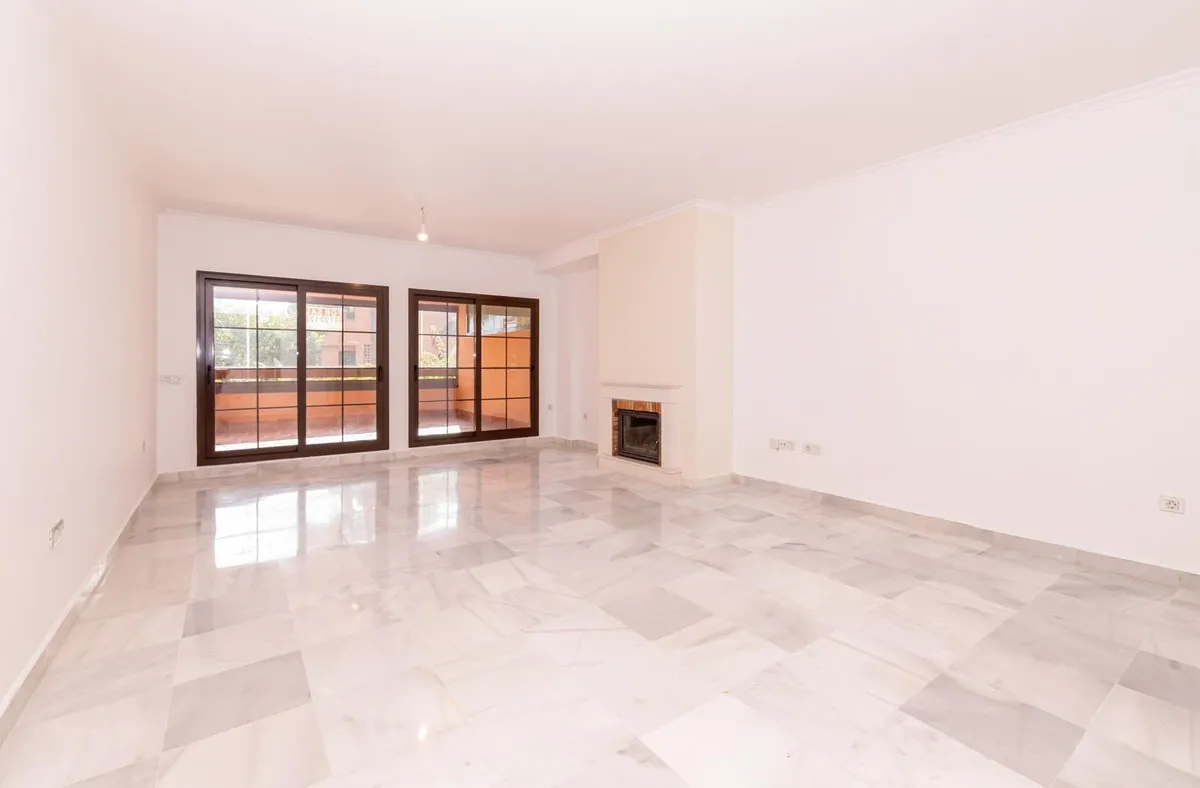 551db6e0-01b3-49bc-8d25-1ff2185ca41b