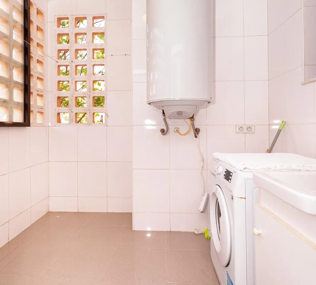 5e737f9f-cf33-4d4e-a1cc-6bc382bb4478