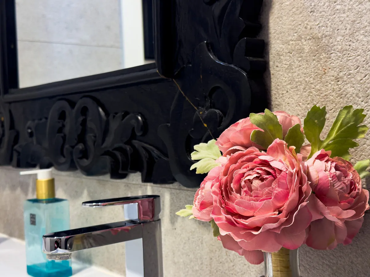 1f6cdd38-c265-4b9d-9db8-05f63aa0cb32