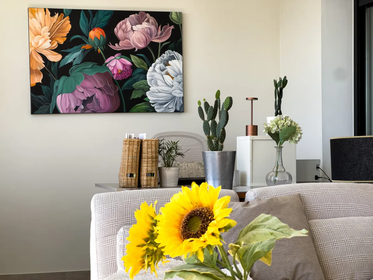 a036e902-9c88-49f1-8568-2f3378b2773c