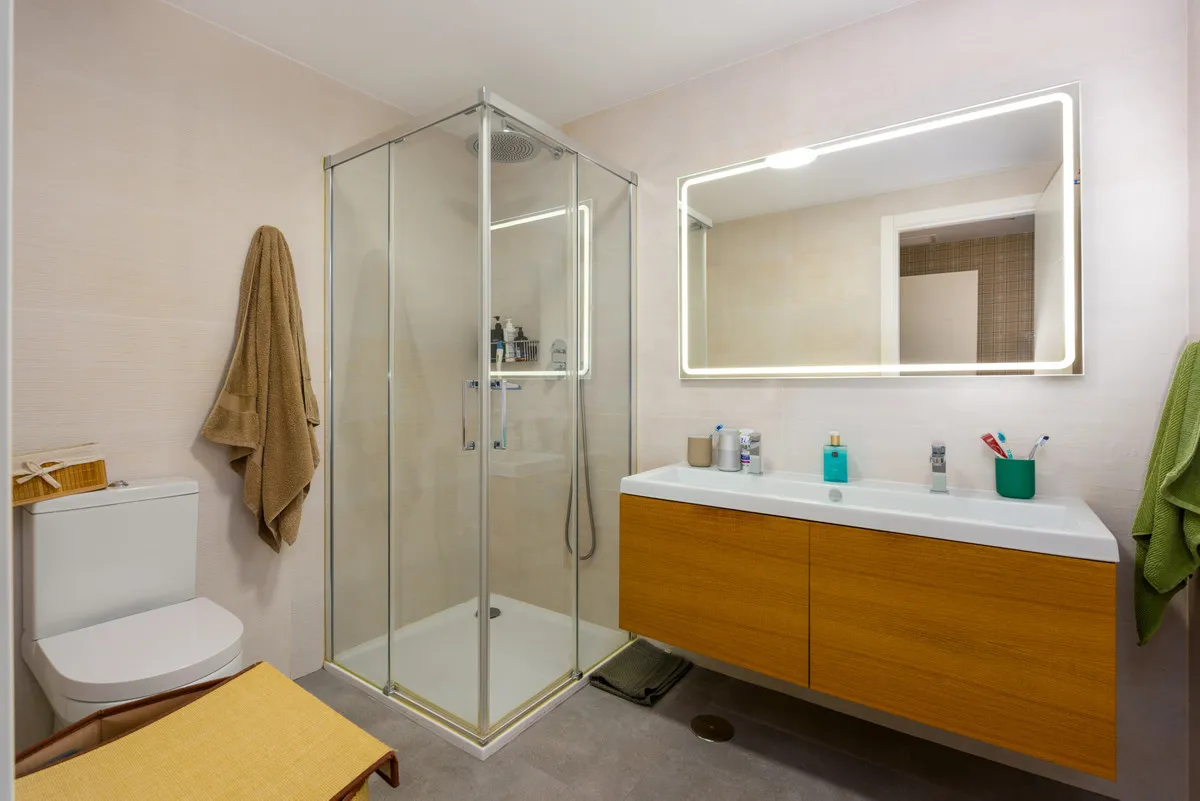 a984a11f-5471-4156-9134-92885df4cf49