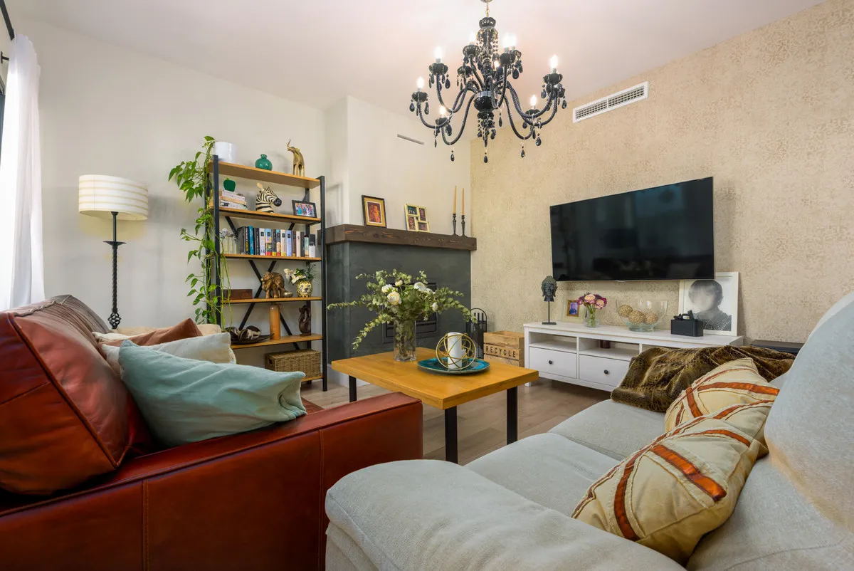 ed5ce9d9-3637-4312-b974-2680be1ad436