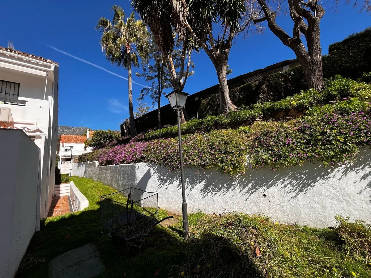 53cee654-d925-4c3c-8a52-6ce1c92c2bf4