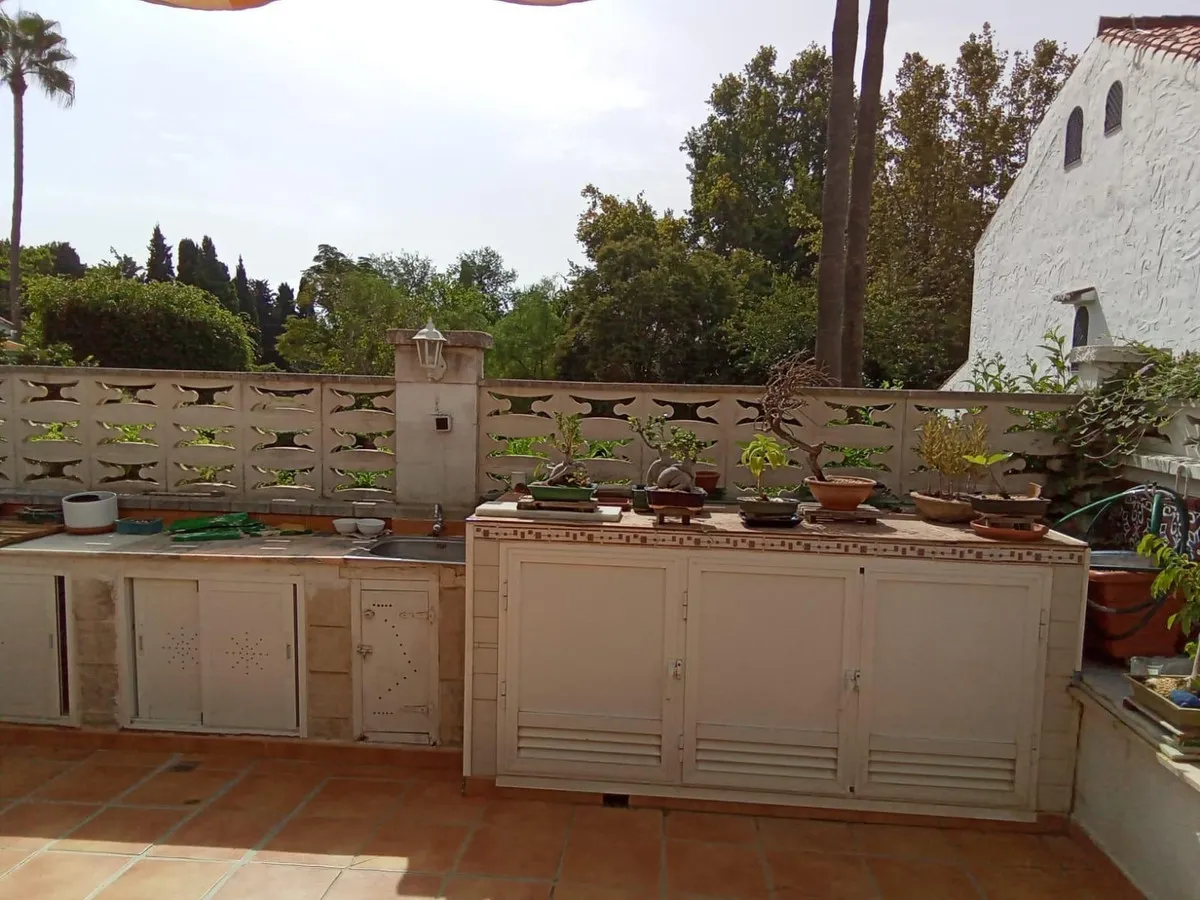 b4cf4853-74cb-4a94-85bb-0bd7522a1c01