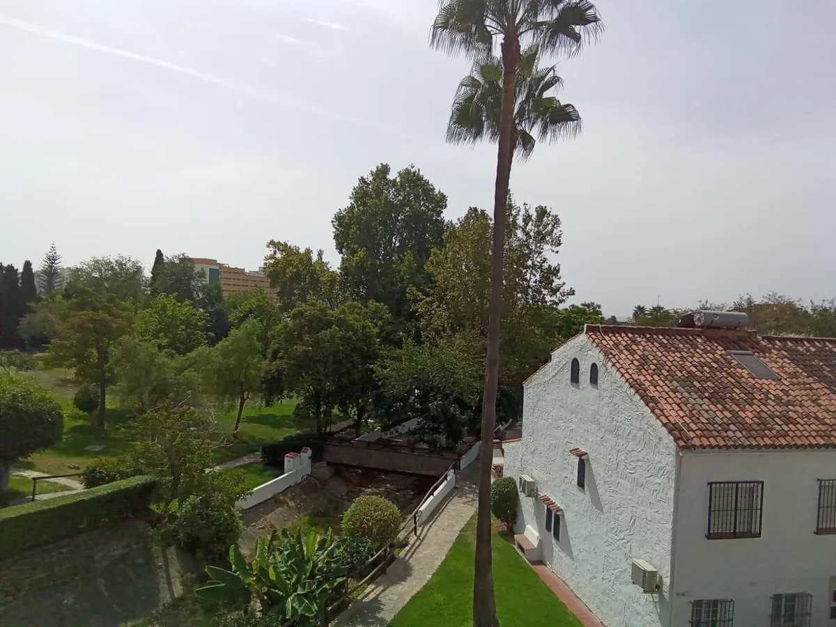 d5542204-3dab-4103-8e4e-95c624d779bf