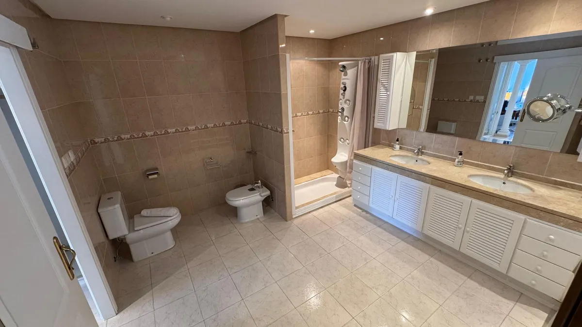 35190de3-c557-4fb2-a421-41bdc663ec77