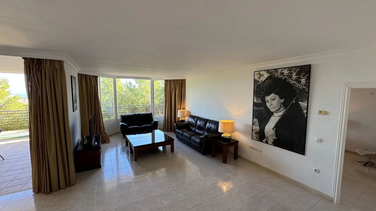 96c336e9-a934-44e4-bf78-26a8d285adb2