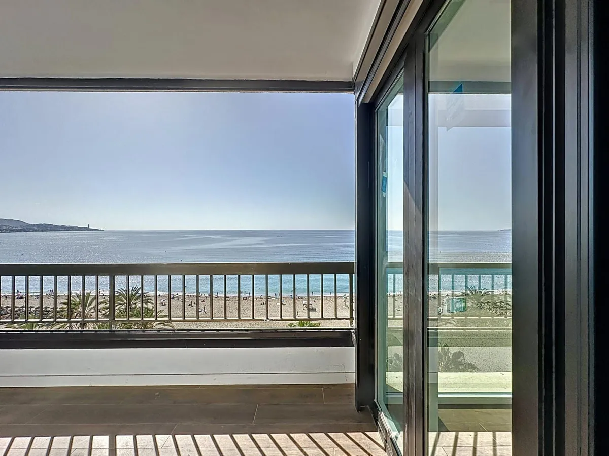 6df1efc6-d903-4011-ab7b-c859e7f9020d