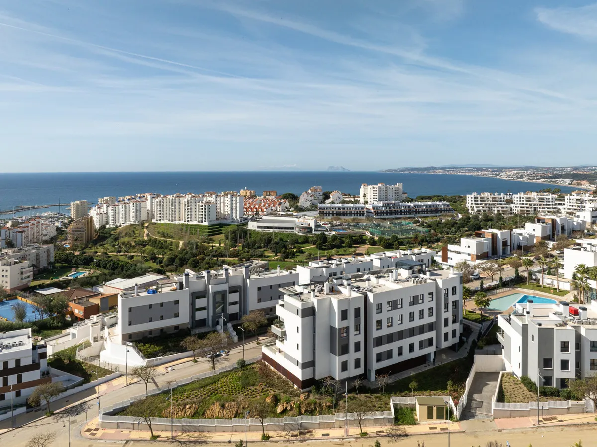 3c8c0cc8-76d9-40dc-a683-7b7e78a959e4