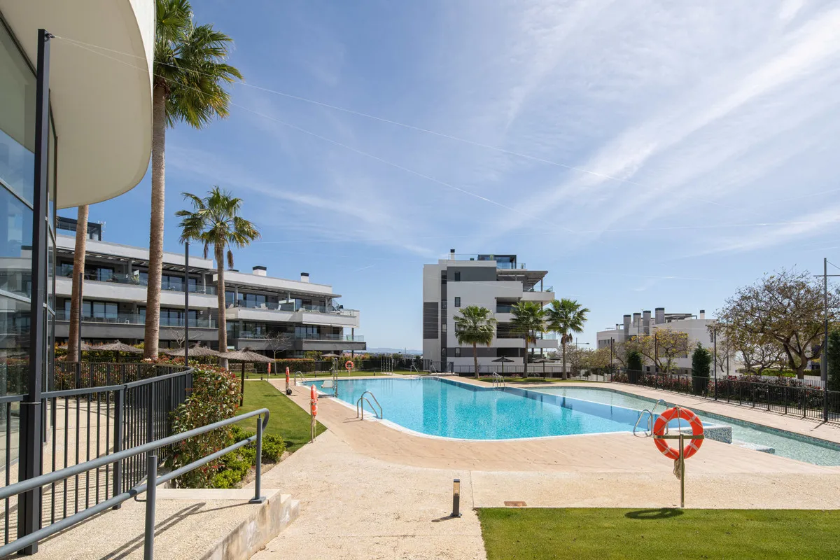 b129a5d5-c29d-4cca-9e5a-8275af6180d7