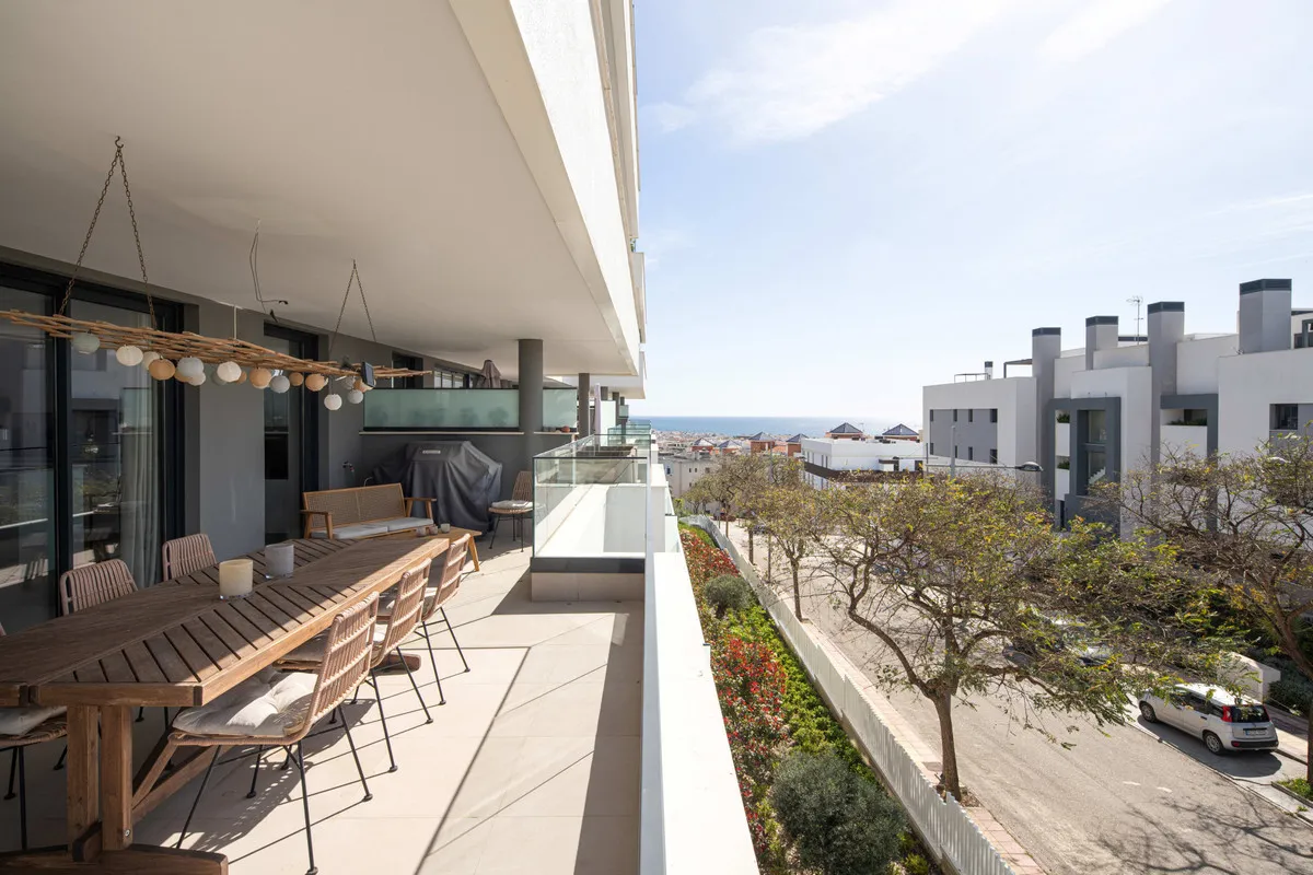 f231bd4c-9a53-4f2a-98db-8b79c1bb49f1