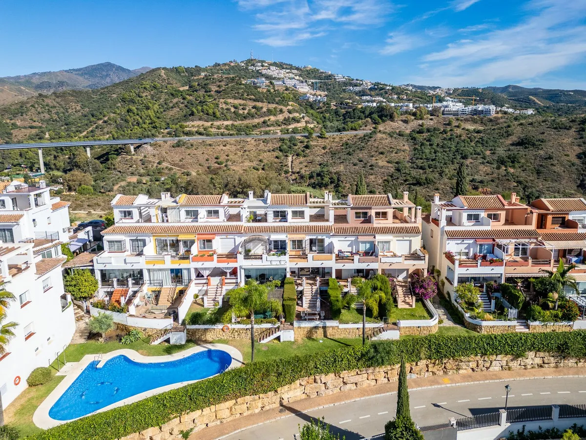 0c23797b-d7b6-4ffd-b334-90c2e103b5a8