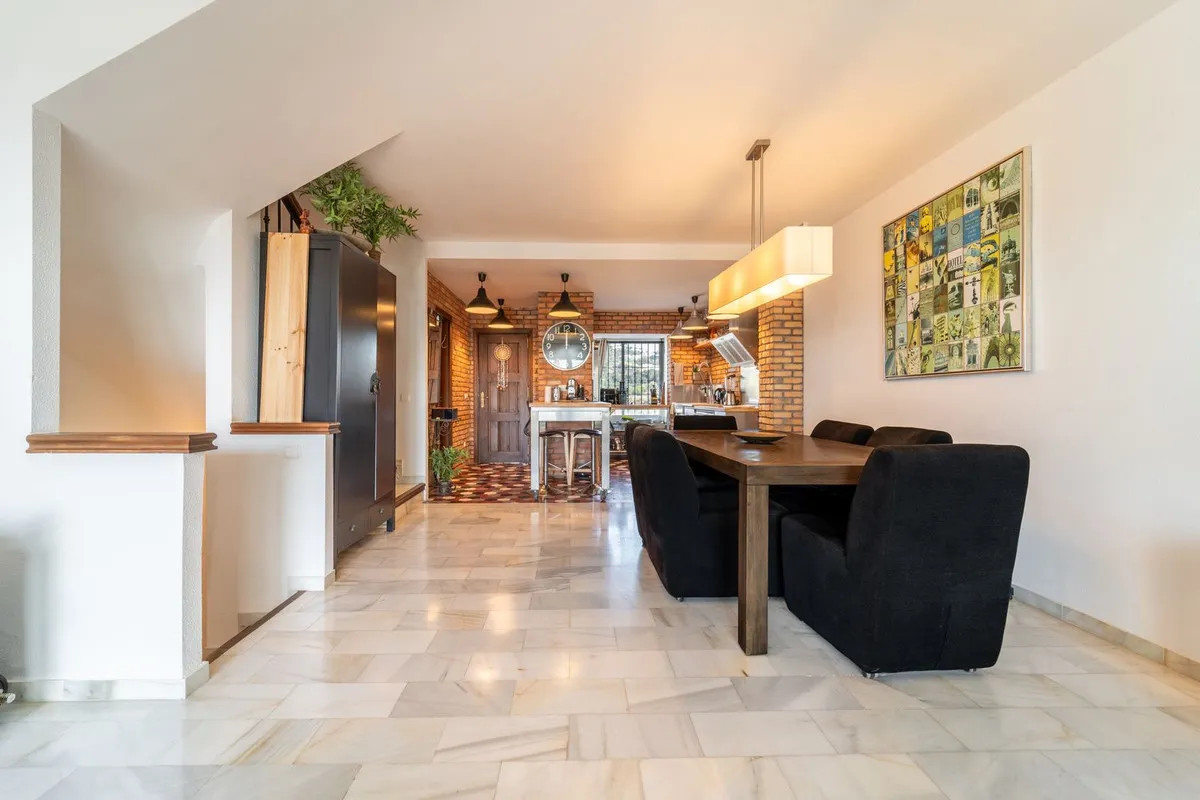 1c757950-0f22-42bc-9cd5-c30442d8a150