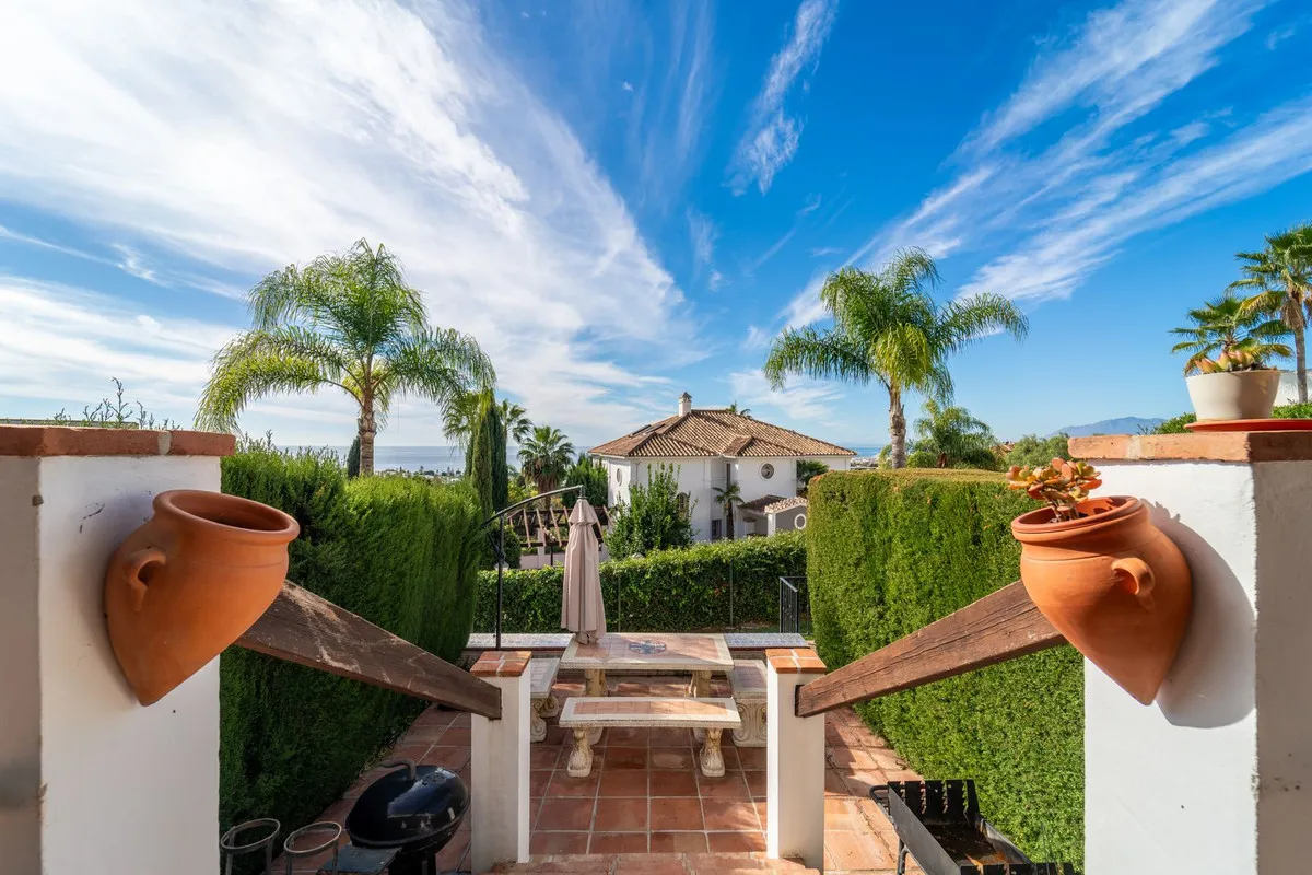 31b274ff-094a-4742-8483-bef63f220249