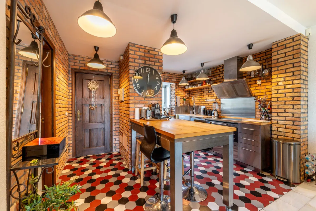 6ecd311b-4e37-4633-a409-479828e31c0e