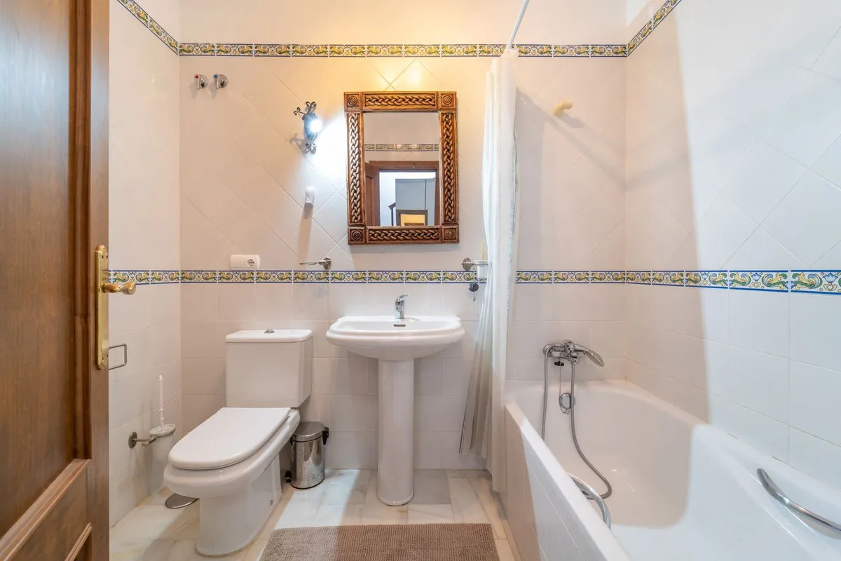 b0ec6478-a1d7-4e37-ad14-5786cf4711dd