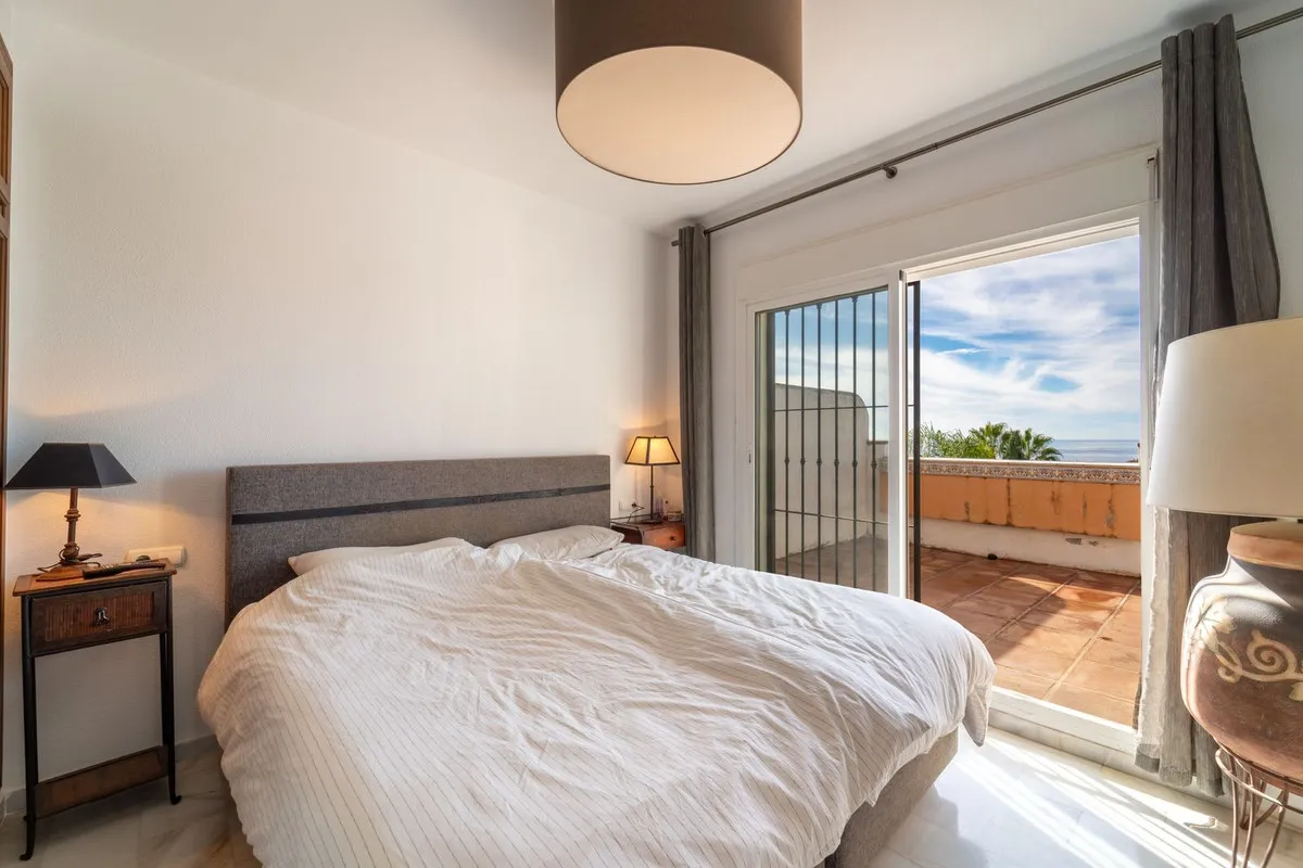 c1589d4e-bfe9-4669-b7c7-09d65cbdb6c3