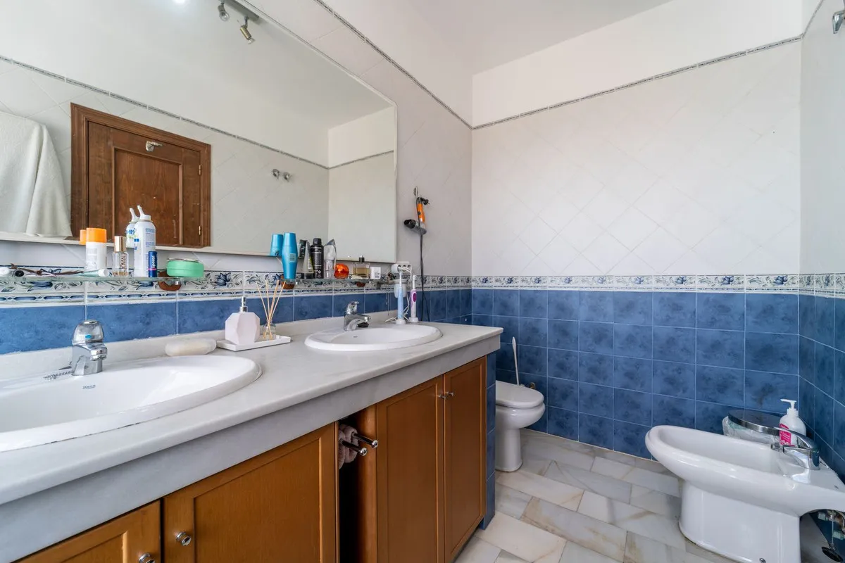 cbe0487a-504b-48dd-9d9b-aa9ca4d30a48