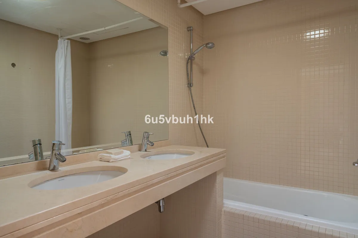 dcbca329-0d7a-4f57-be53-38814d16d653