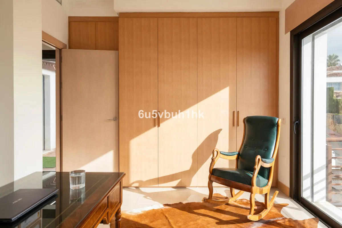 f3947a94-b7d0-43d7-bbc1-670f0cc8aecc