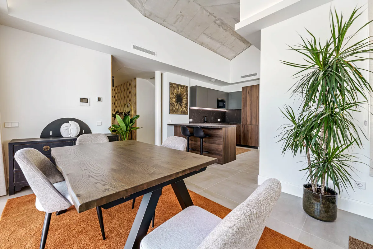 aca6ea62-bad0-4f9c-ad86-246b53f41714