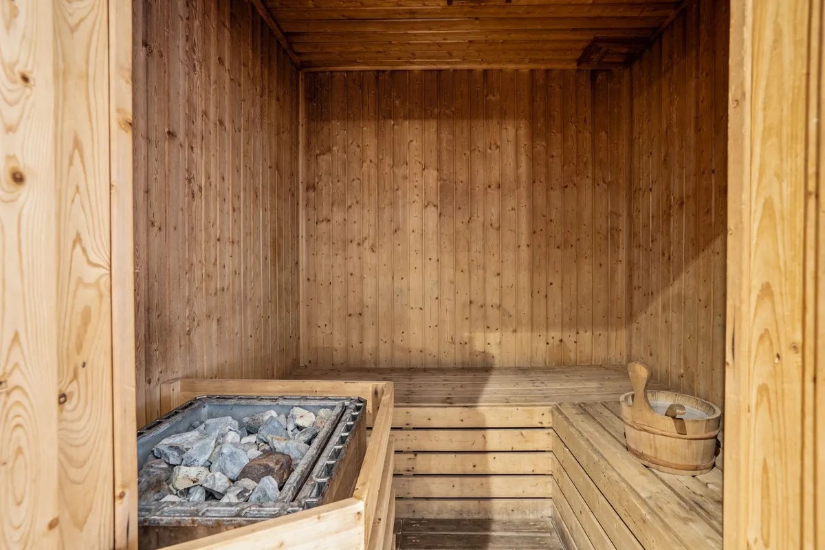 b6f6253f-74bd-4bb3-9594-d31401f8968c