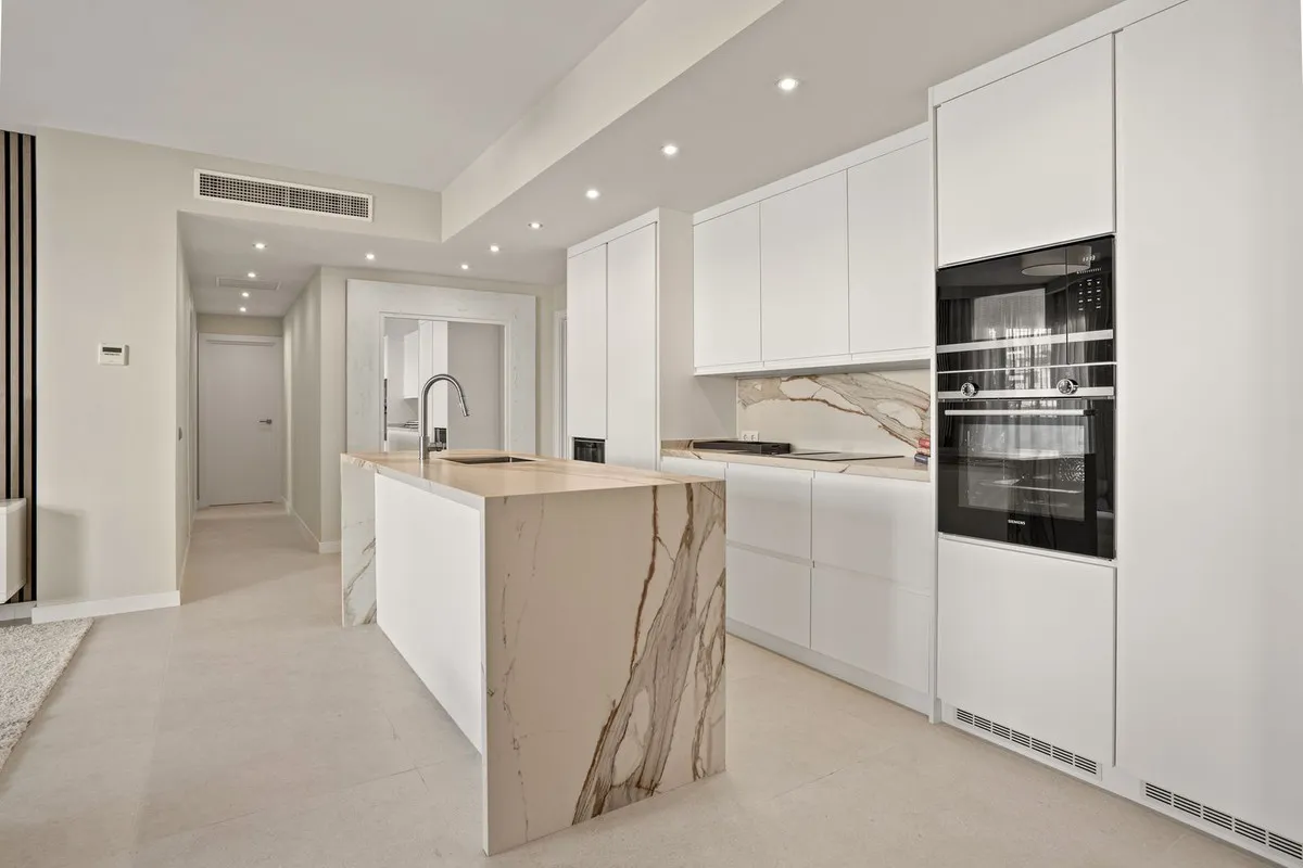 fac076cf-80fa-4b83-849b-4c890ca86ad5