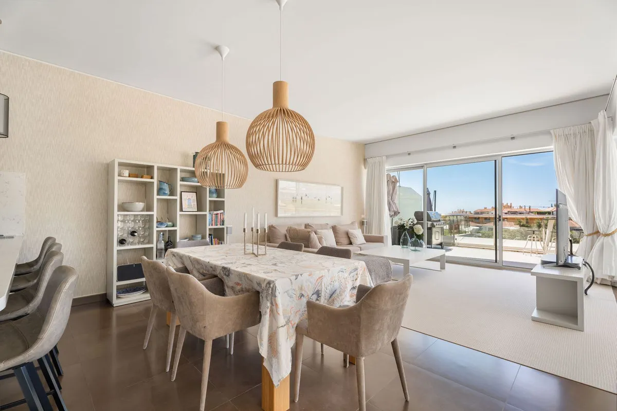 b2b2c121-6413-4048-9b71-b3cf617dce6c